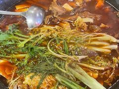 -霄汉牛三鲜湖北砂锅菜(万松园2店)