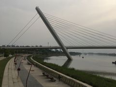 -南京眼步行桥