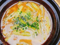 -鹤江桥·红油牛肉粉(SKP店)