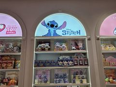 -名创优品(山东青岛华润万象城店)
