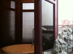 貴賓套房降板按摩浴缸區-苏州吴宫泛太平洋酒店