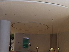 -涨巢·潮玩水疗局