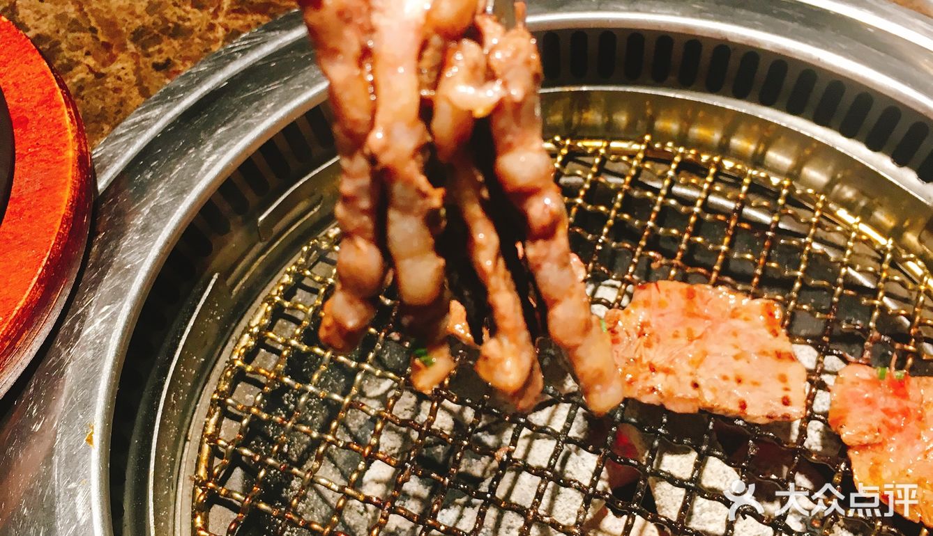 座位间间隔大，私密性不错，也不会相互干扰