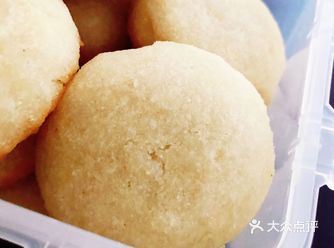 祥和饽饽铺的贵妃饼很好吃，就是太甜了