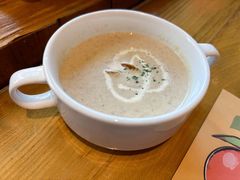 奶油蘑菇汤-安妮意大利餐厅(国贸店)