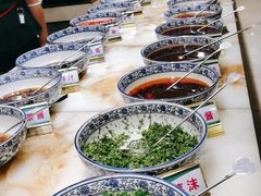 自助调料区-清真军邺·金富苑肥牛(石坡街旗舰店)