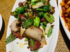 乡村老腊肉-渝信川菜(西单店)