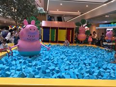 -虹桥天地-停车场