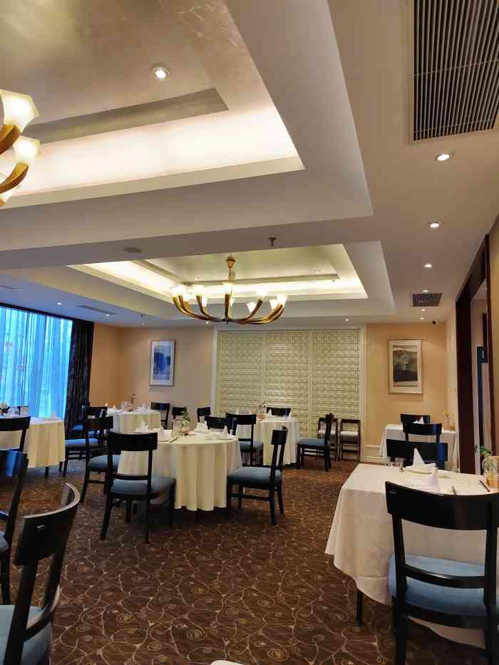 苏畅园(江苏大厦店)-"江苏饭店的一楼,重新装修过比以前环境好很.