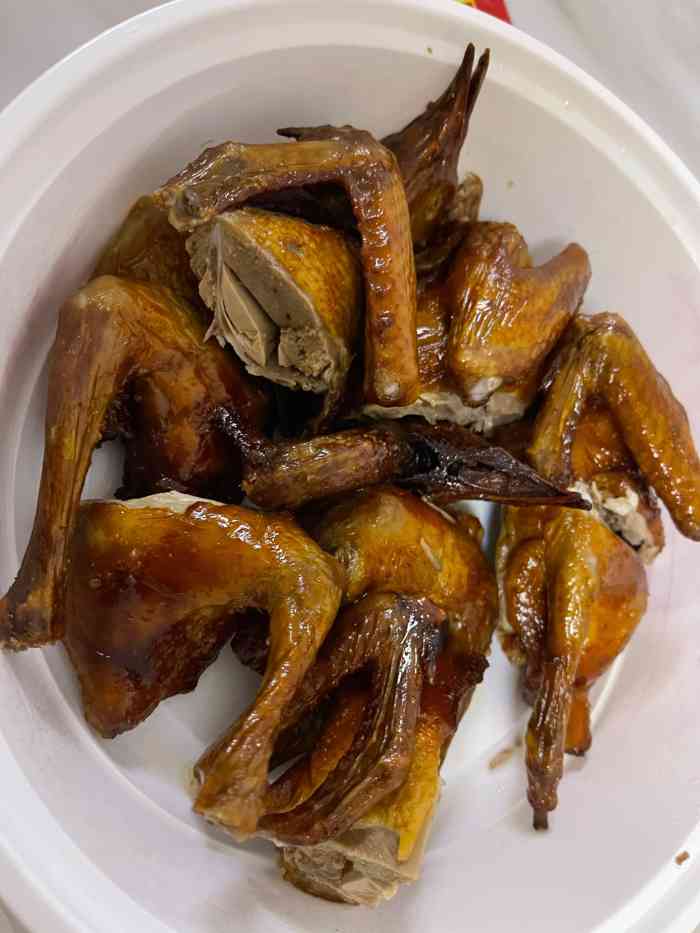 67鸡沙田乳鸽店 突然想吃乳鸽,在大众点评上无意中发现这家店,叫