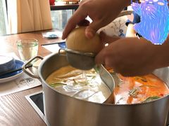 -樾餐厅泰式海鲜火锅(民歌湖店)
