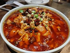 -东口码头·烧鸽子·鱼头泡饼·地方菜(金鹰悦城店)