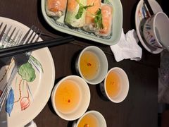 -大头虾越式风味餐厅(光明广场店)