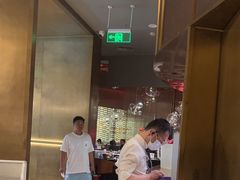 -麻六记(凤凰汇店)