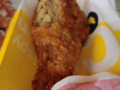 -麦当劳(友谊路得来速店)