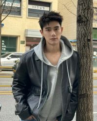 -海文先生国潮烫染男士理发馆
