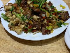 -超越海鲜屋(飞龙物业店)