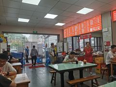 -北门严记小吃(九华中路店)