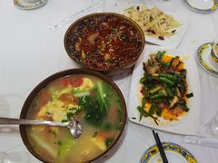 -乡土特色.冷锅鱼.牦牛肉汤锅