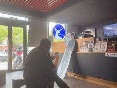 -瑞幸咖啡(显贵商务楼店)