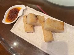 -广州中心皇冠假日酒店·百粤楼