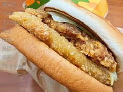 芝芝酪酪堡-麦当劳(四平路店)