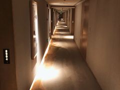 -上海佘山世茂艾美酒店