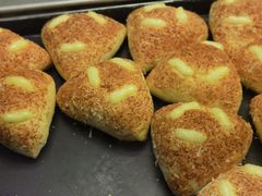 -Dough&Joe团憩(瑞虹天地月亮湾店)