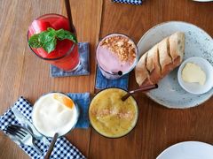 -ROAST coffee & eatery