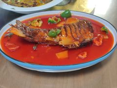 -雪湖煜辰鱼头老店(雪野湖店)