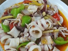 -三亚火车头万人海鲜广场