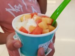-时尚MEGO商业广场(华新地铁店)