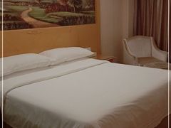 -维也纳智好酒店(深圳罗湖口岸国贸火车站店)