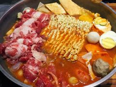 -辛明堂洞韩式芝士年糕火锅(万达店)