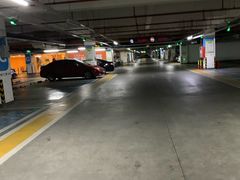 -万象城-停车场