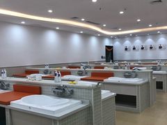 -蓝旗亲子游泳(范湖万达广场店)