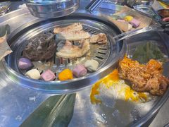 -哈哈碳都·牛肋条无限自助烤肉(台江万达店)
