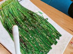 烤韭菜-河坝烧烤串城(虹桥中心店)