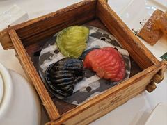 三色虾饺皇-广州酒家(昌岗地铁站店)