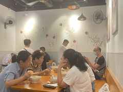 大堂-梦花街馄饨店(中华苑店)