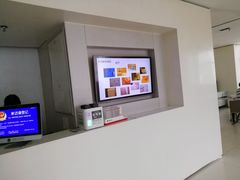 -卡罗酒店(东门晒布地铁站店)