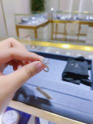 -珂兰钻石(美美2购物中心店)