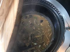 -三里屯土灶炖公鸡地锅鸡(江东店)