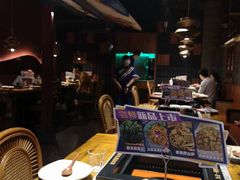 -老牌坊云南鱼豆花火锅(哈西万达店)