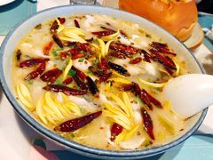 鹿桃酸菜鱼-大树餐厅(益田假日店)