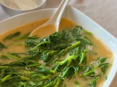 清炒豌豆尖-渝信川菜(南滨店)