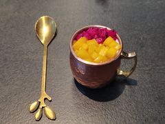 -铭牛烧肉·和牛海鲜自助(高新月牙湖店)