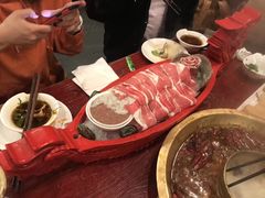 -小龙翻大江文化火锅(宽窄店)