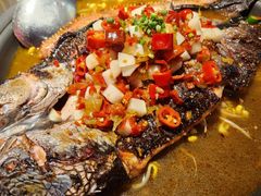 -令狐冲·炭烤活鱼(宝龙店)