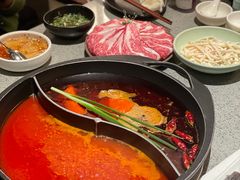 番茄红汤鸳鸯锅-园里火锅(仁和新城店)